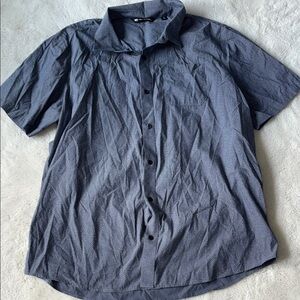 Travis Mathew Men's Blue With White Dots Short Sleeve Shirt Size XXL